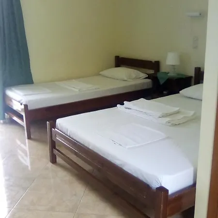 Aparthotel Elpida Tirós