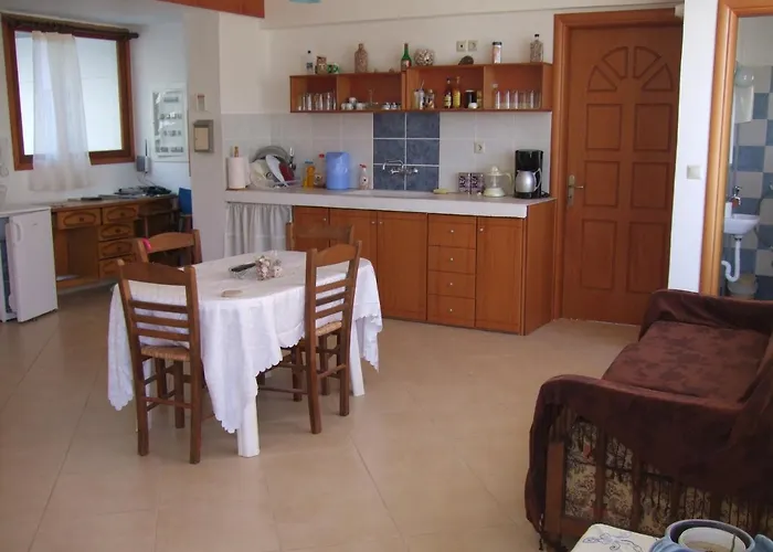 Elpida Appart hôtel Tirós